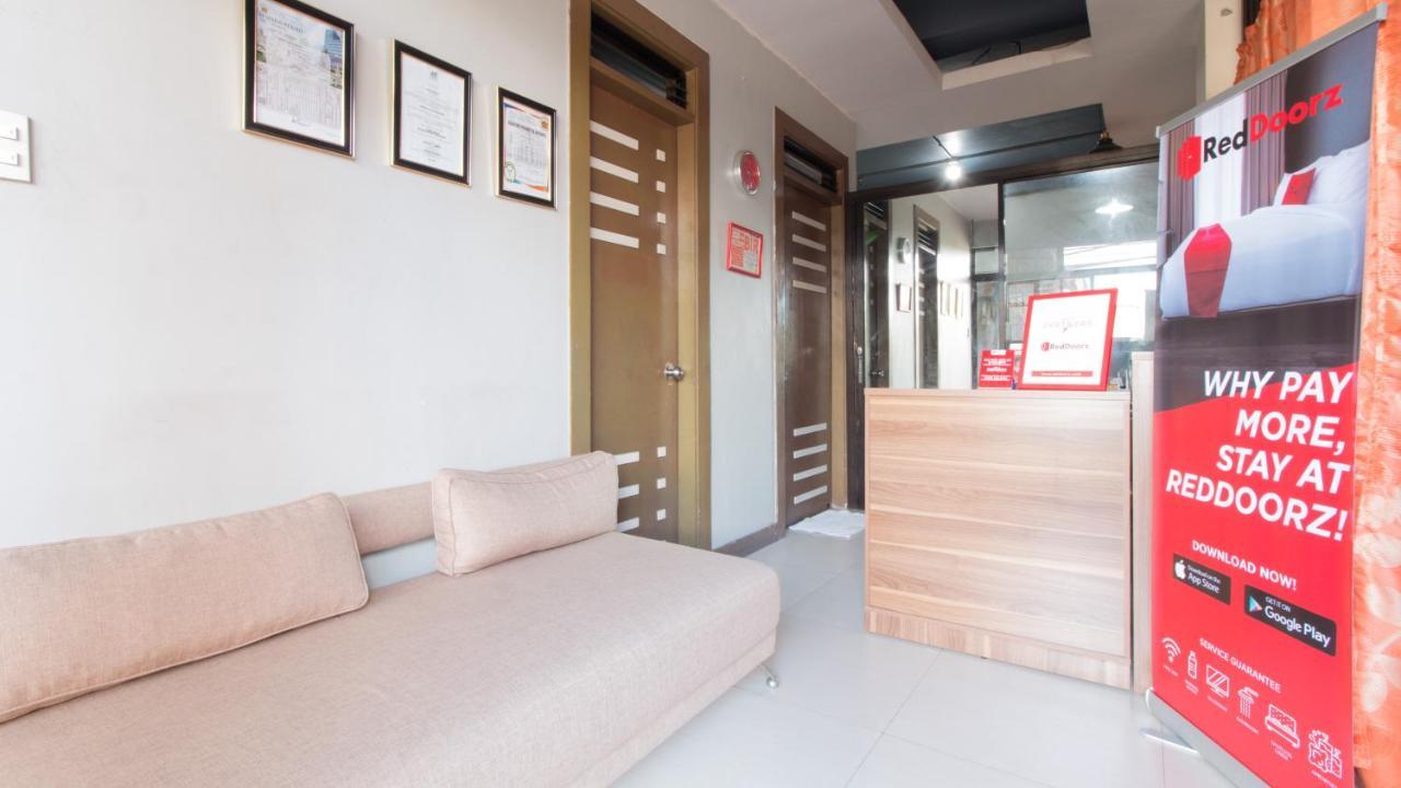 Готель Reddoorz @ San Jose Tagbak Jaro Iloilo Екстер'єр фото