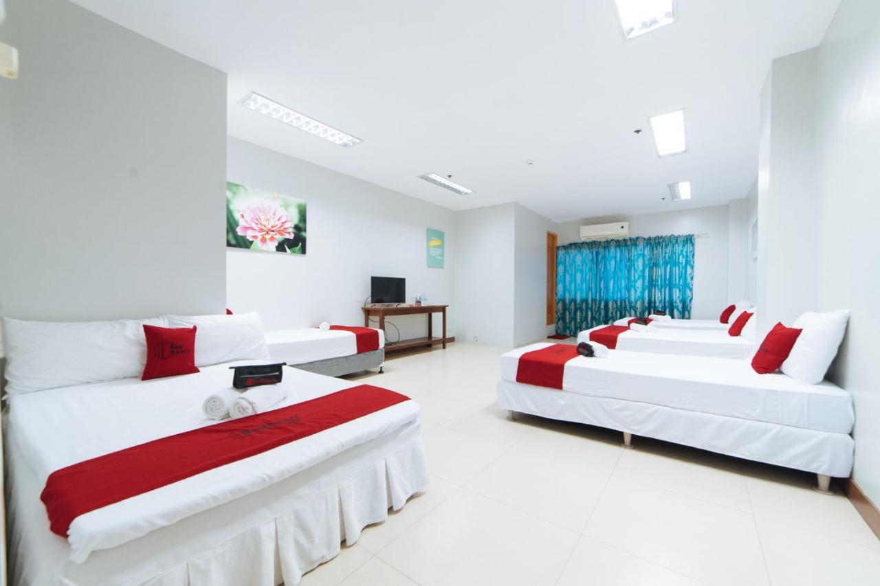 Готель Reddoorz @ San Jose Tagbak Jaro Iloilo Екстер'єр фото